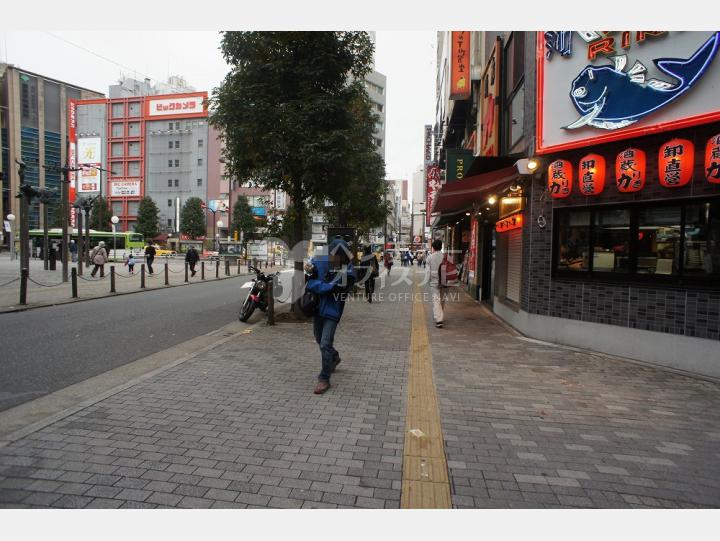 周辺道路　【キンズメンビル】