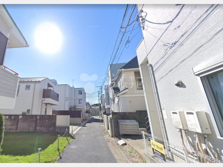 【前面道路】アティック豪徳寺