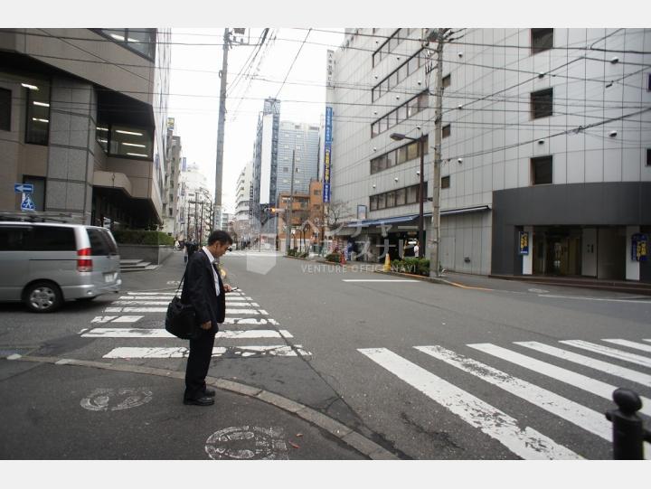 前面道路【東建シティハイツ池袋】