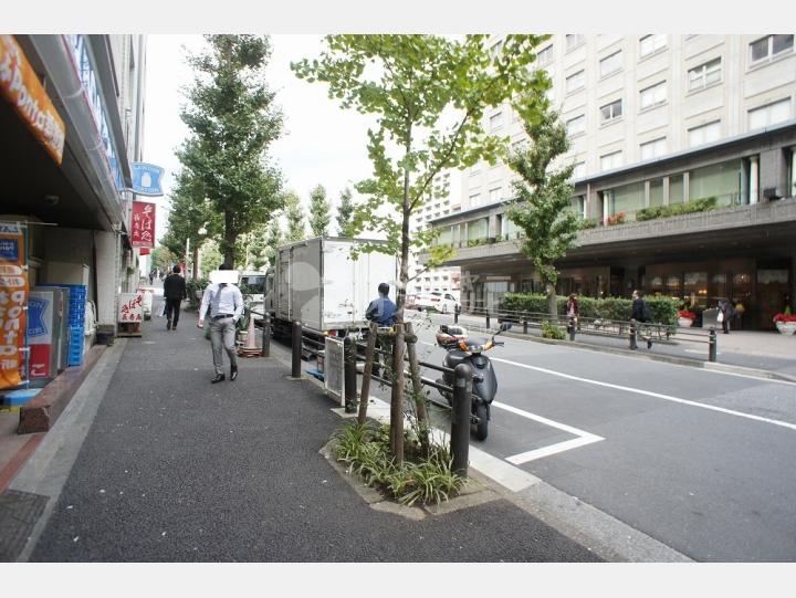 前面道路【西島ビル】