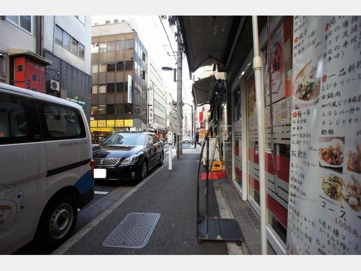 前面道路【東京神田ビル】