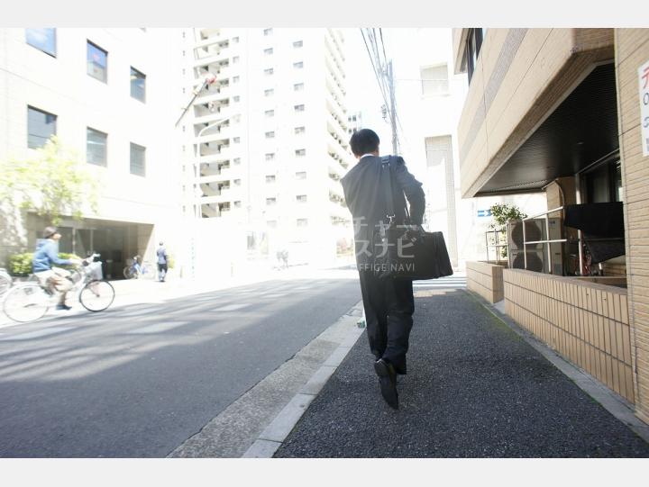 建物前通り【日本橋MMビル】