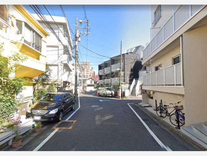 【前面道路】渋谷コーポ