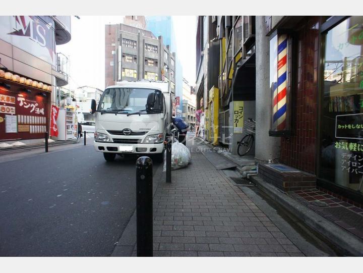 ビル前面道路【西野ビル】