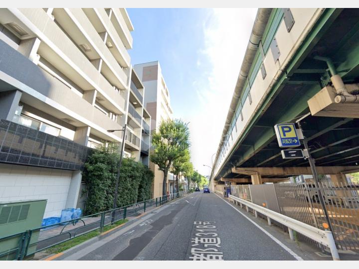 【前面道路】レガリス高円寺観