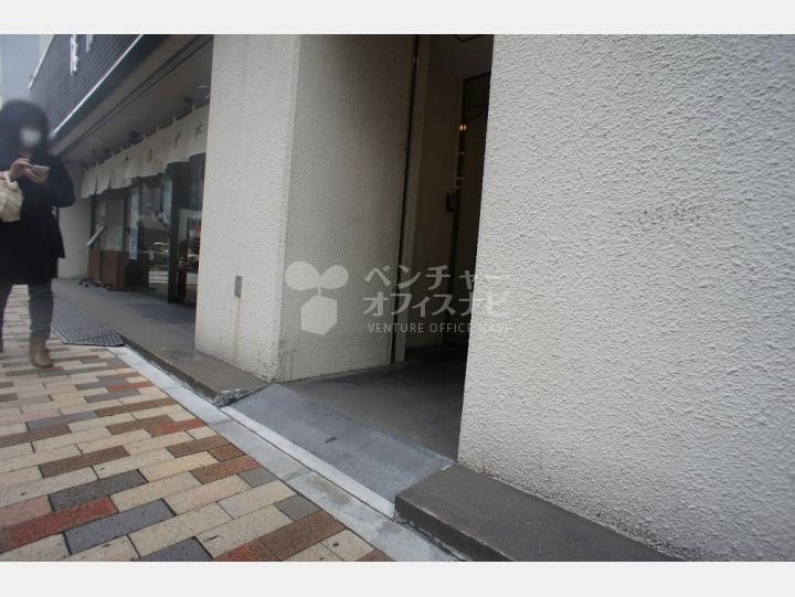 入口【清月堂本店ビル】