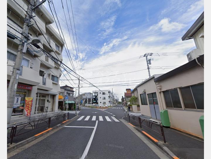 【前面道路】プラザドゥカステリオ