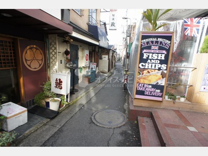 前面道路【KODAビル幡ヶ谷】