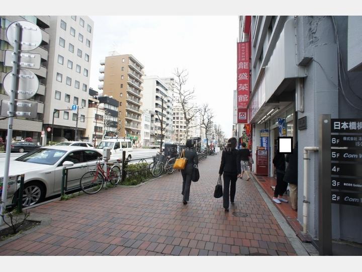 建物前通り【日本橋梶原ビル】