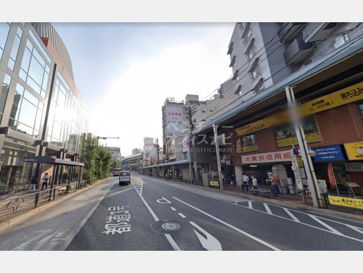 【前面道路】ローヤルマンション三軒茶屋