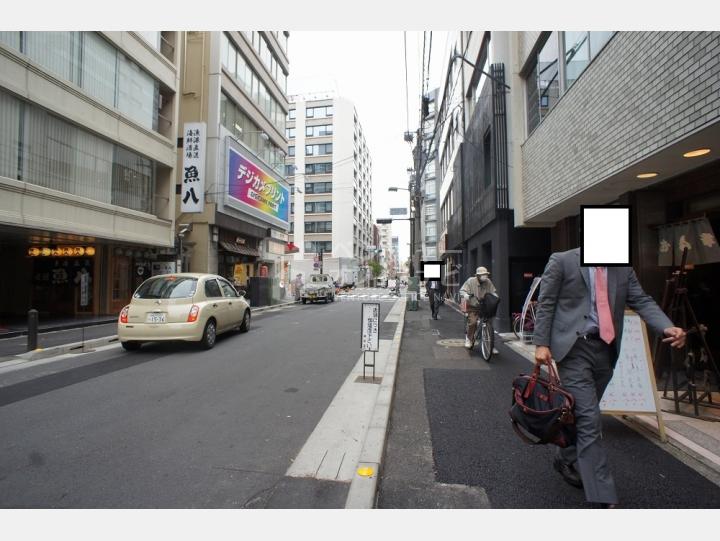 前面道路【秀永日本橋室町ビル（シュウエイビル）】