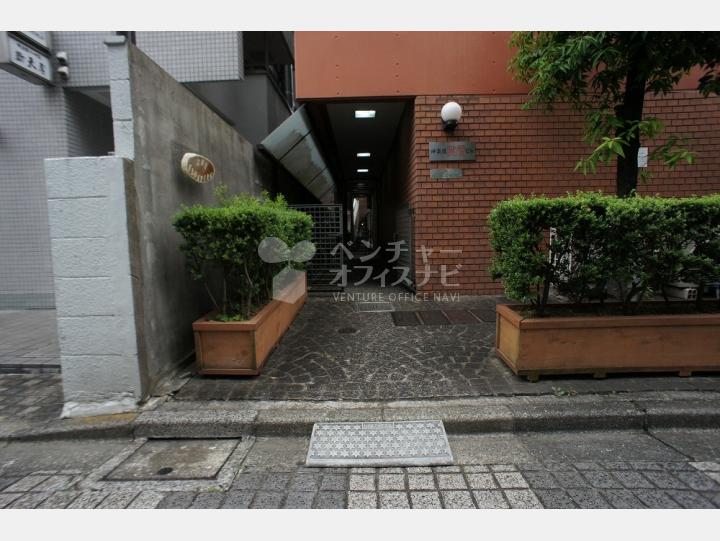 入口【神楽坂黒須ビル】