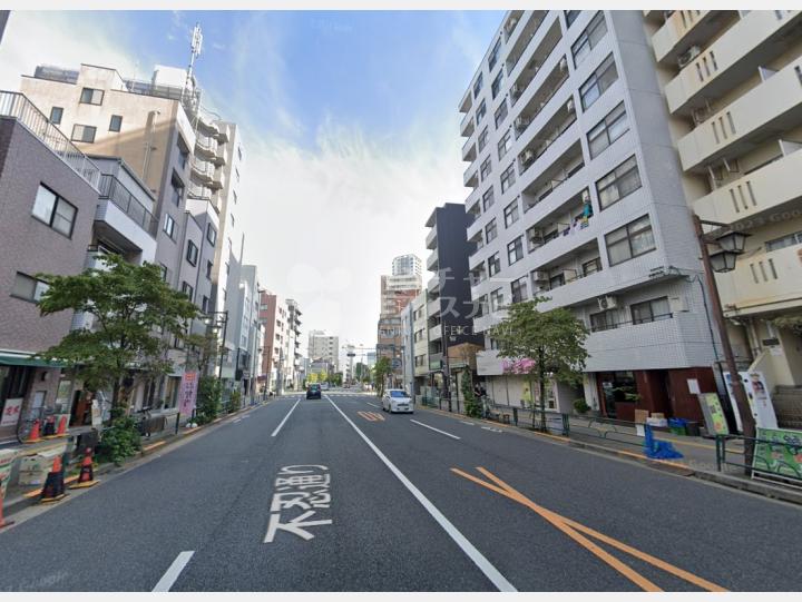 【前面道路】キャッスルマンション根津