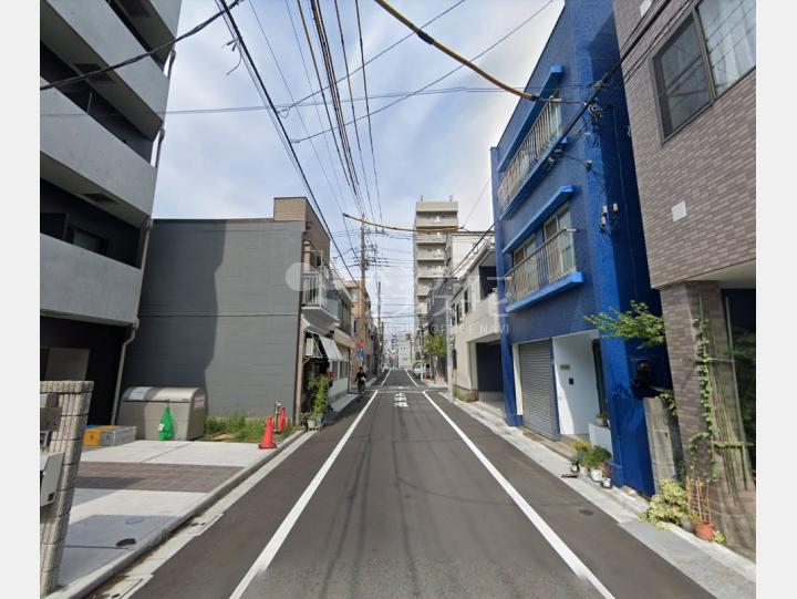 【前面道路】プレシャスラシクラス浅草