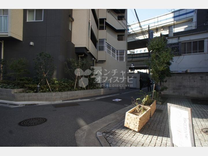 周辺道路 【サンサーラ東山(SANSARRA HIGASHIYAMA)】