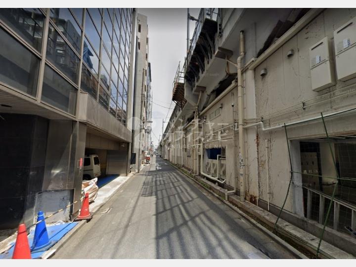 【前面道路】AKIHABARA CENTRAL SQUARE