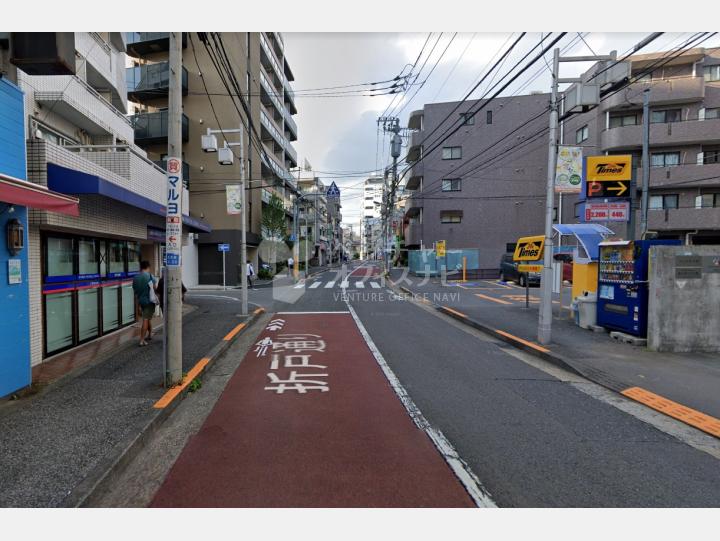 【前面道路】大塚ダイカンプラザ