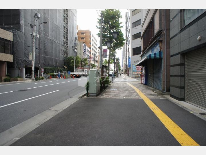 前面道路【渥美ビル】