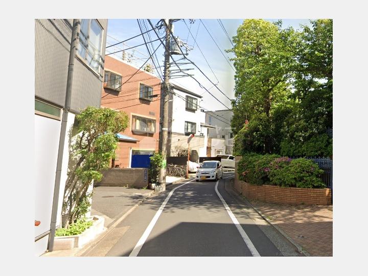 【前面道路】豊マンション