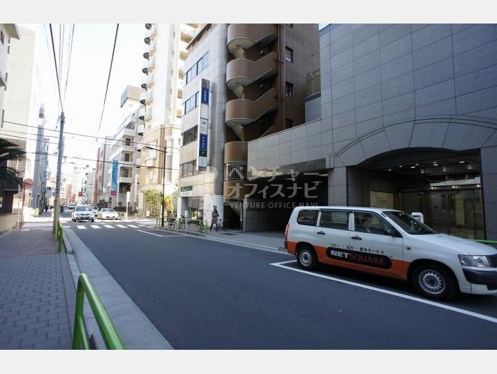 前面道路【高岡ビル】