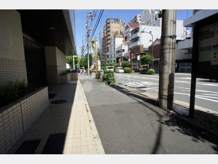 前面道路【箪笥町ＳＫビル】