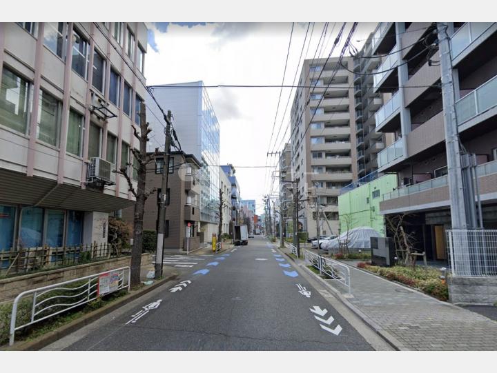 【前面道路】東海永代ハイツ