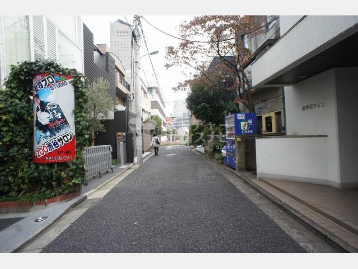 前面道路【南平台ツイン】