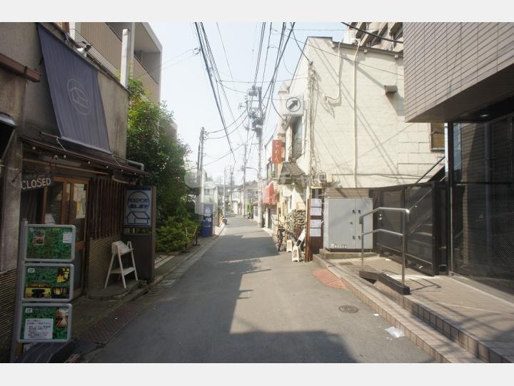 物件前の通り【TOHMA高田馬場】