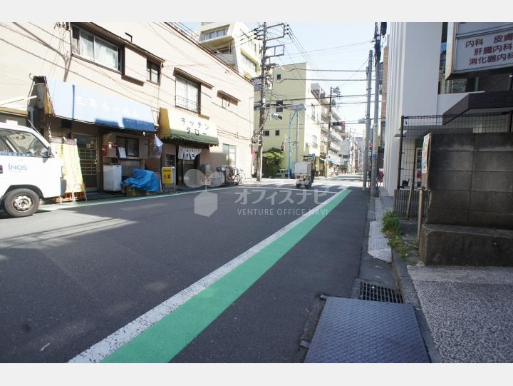 前面道路【宝ビル】