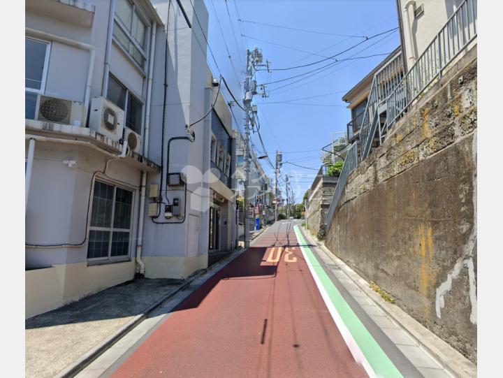 【前面道路】信濃町第一ビル