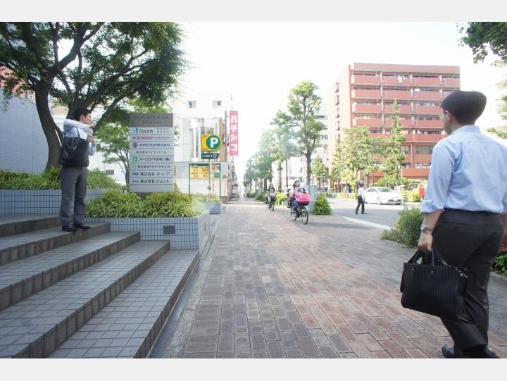 前面道路【マニュライフプレイス東陽町】