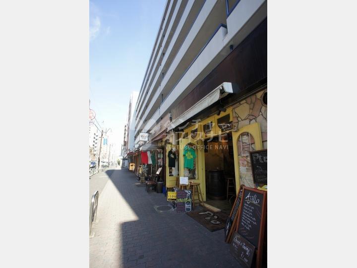 1階には飲食店が沢山あります！　SOHOマンション　【マンションニュー恵比寿】