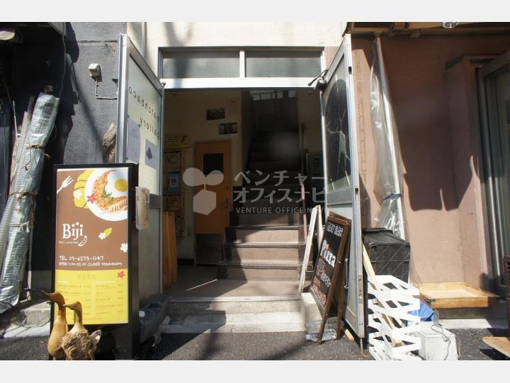 入口【新宿ビル3号館】