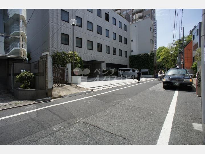 物件前の通り 【林五ビル】
